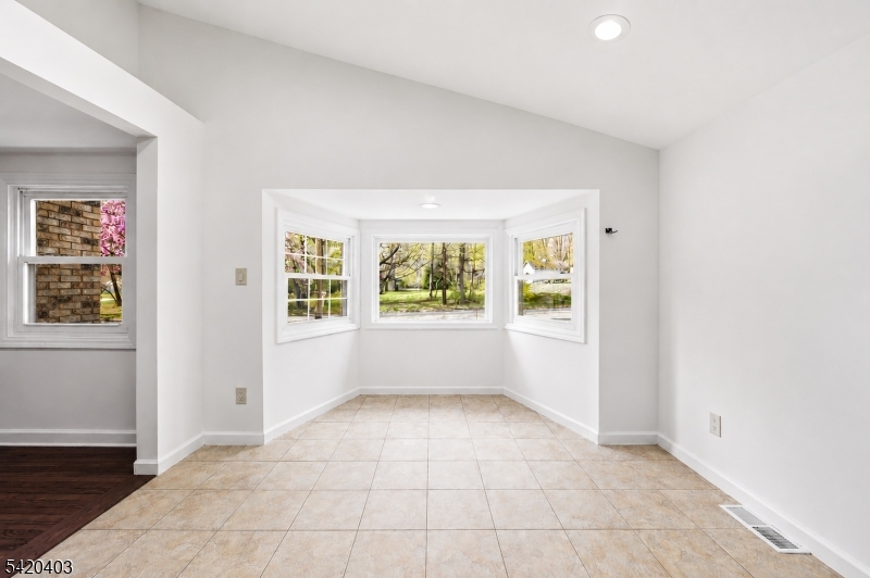 356 North Rd Property Photo 20
