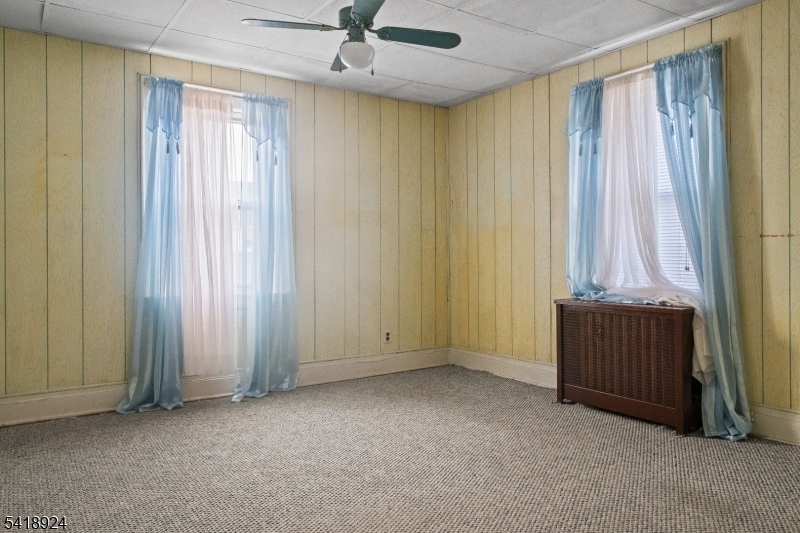 315 Meeker Ave Property Photo 14