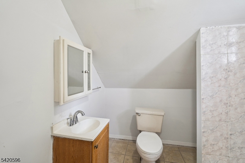 904 2nd Ave 2 Property Photo 2