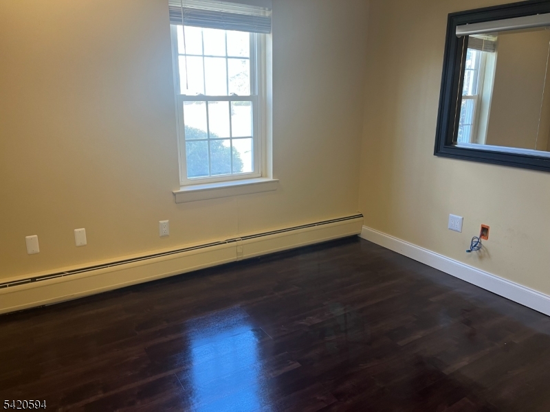 335 Broad St Property Photo 6