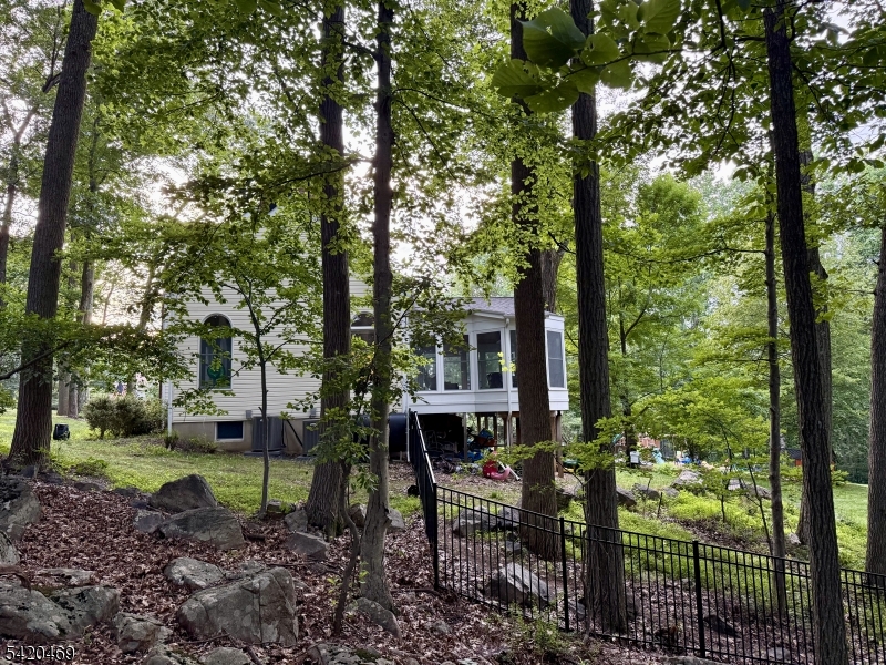 122 Forest Dr Property Photo 42