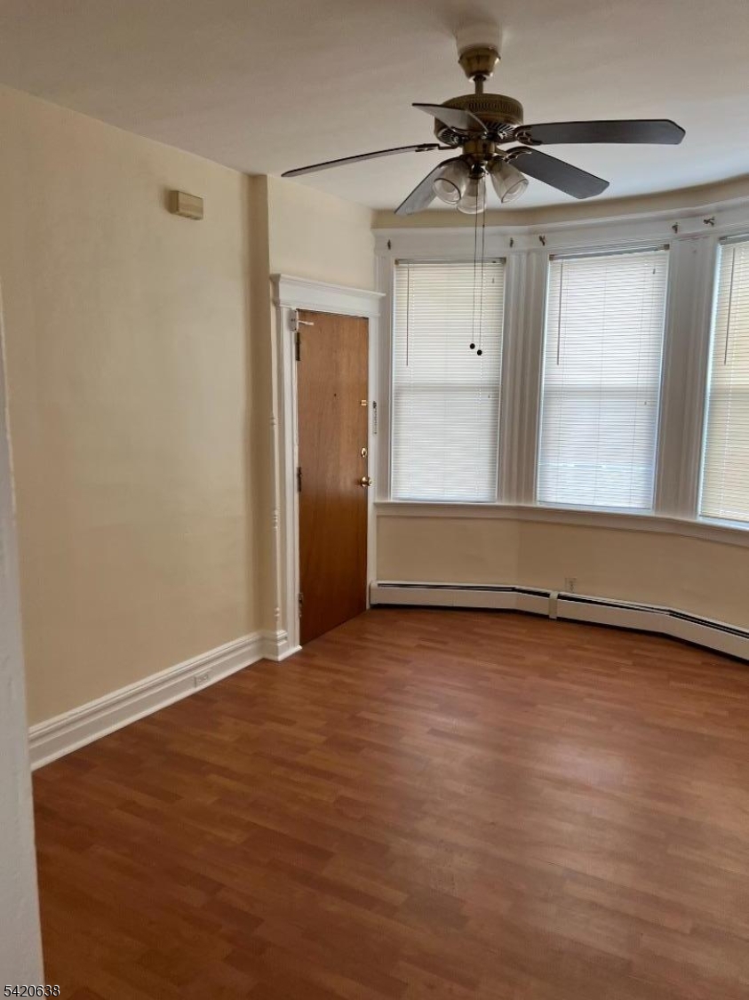 16 Columbus St Property Photo 4