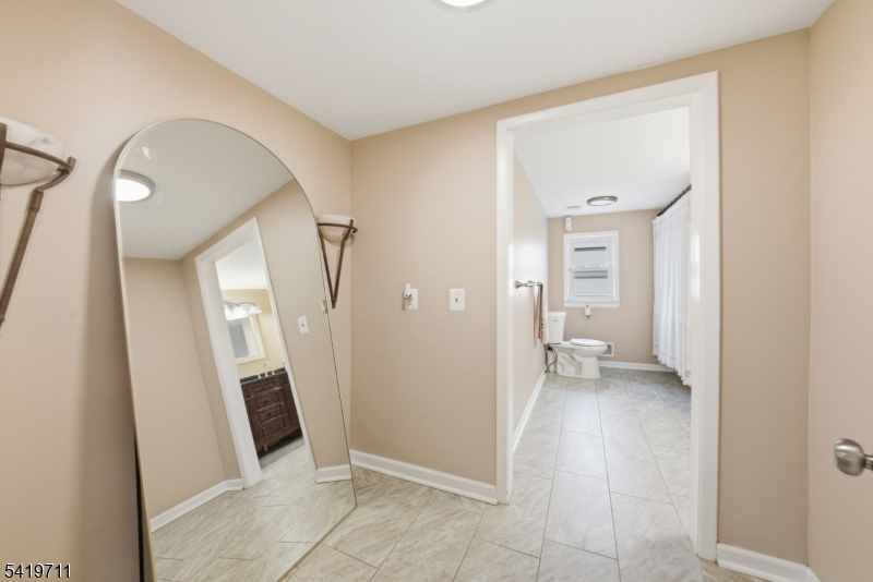 125 Linden Ave Property Photo 25