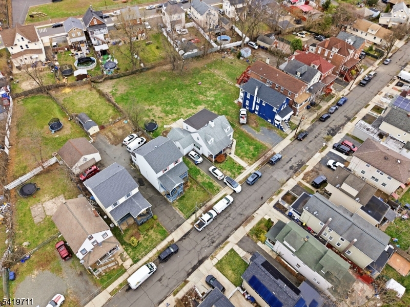 125 Linden Ave Property Photo 32