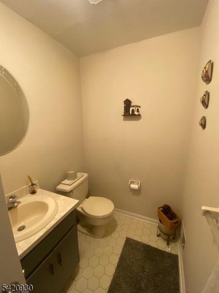 154 S 6th Ave Property Photo 6