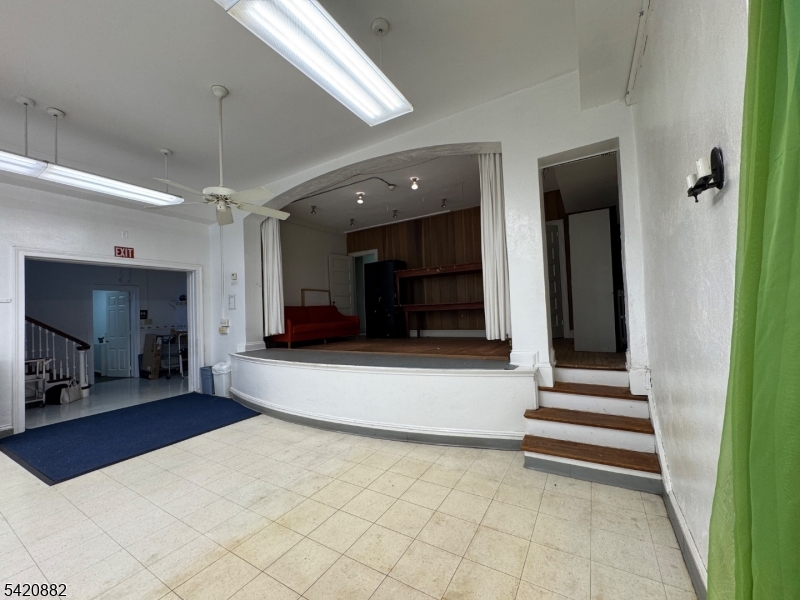 289 Park Street Property Photo 9
