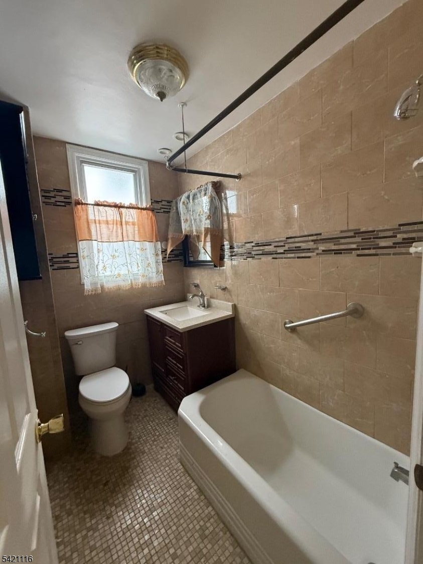 138 Stuyvesant Ave 1f Property Photo 8
