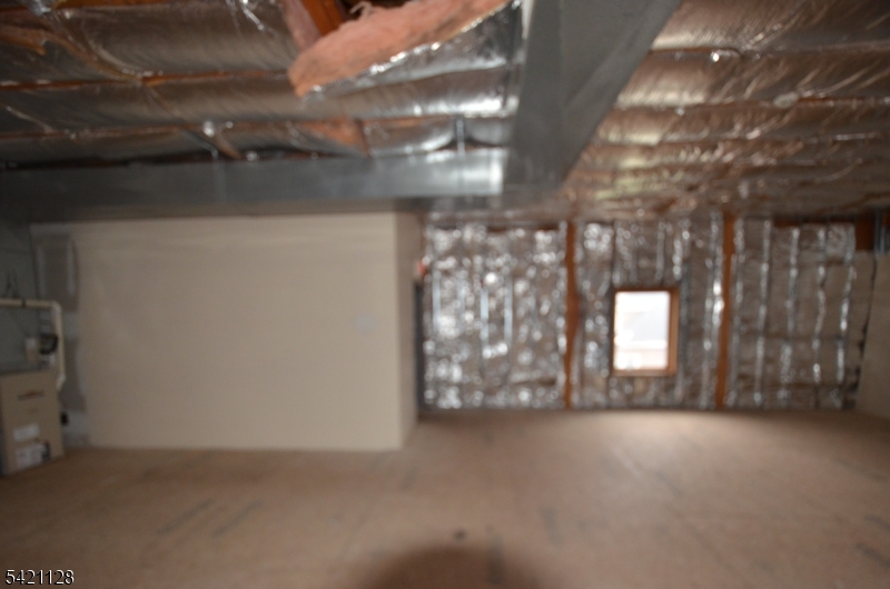 210 3rd Ave Property Photo 14