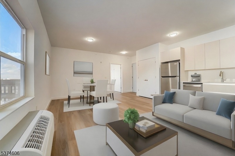 48 Chadwick St 203 Property Photo 1