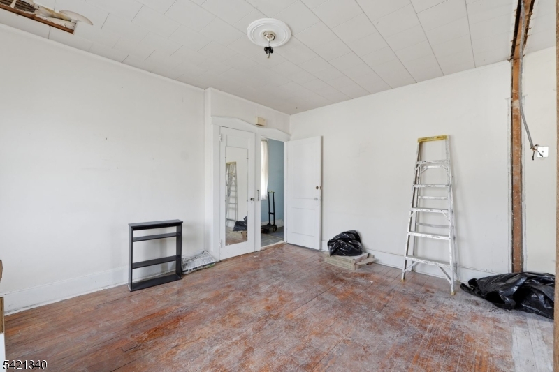53 Sunnyside Ter Property Photo 6