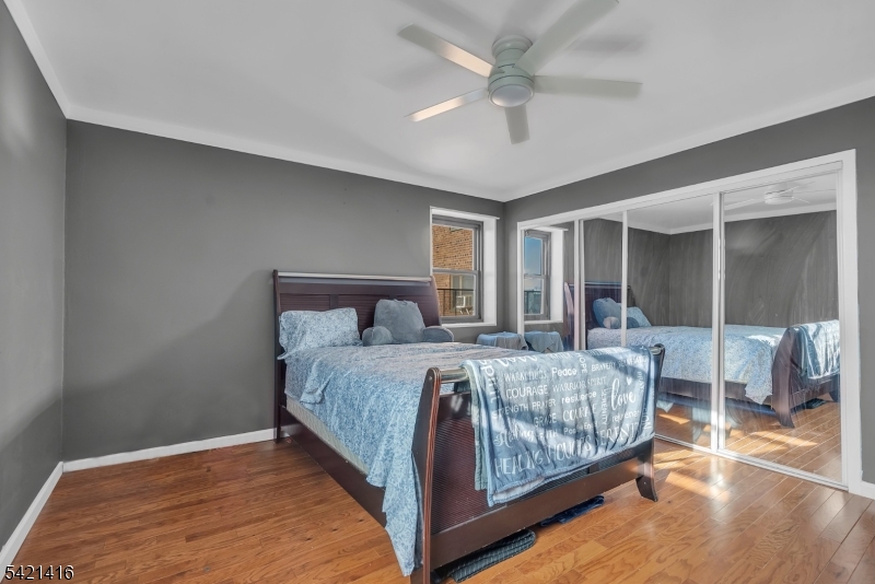 208 Anderson St Property Photo 1