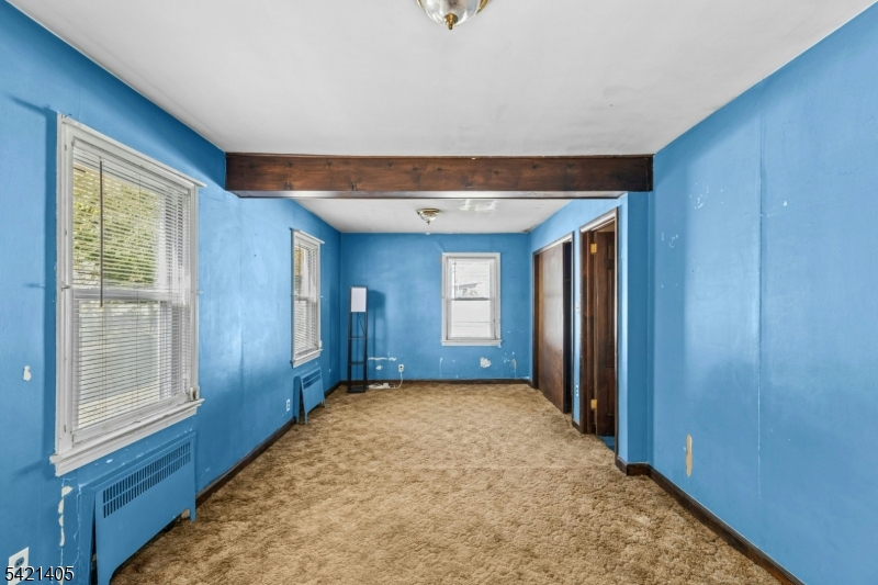 574 Sherman Ave Property Photo 12