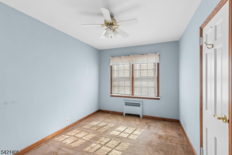574 Sherman Ave Property Photo 13