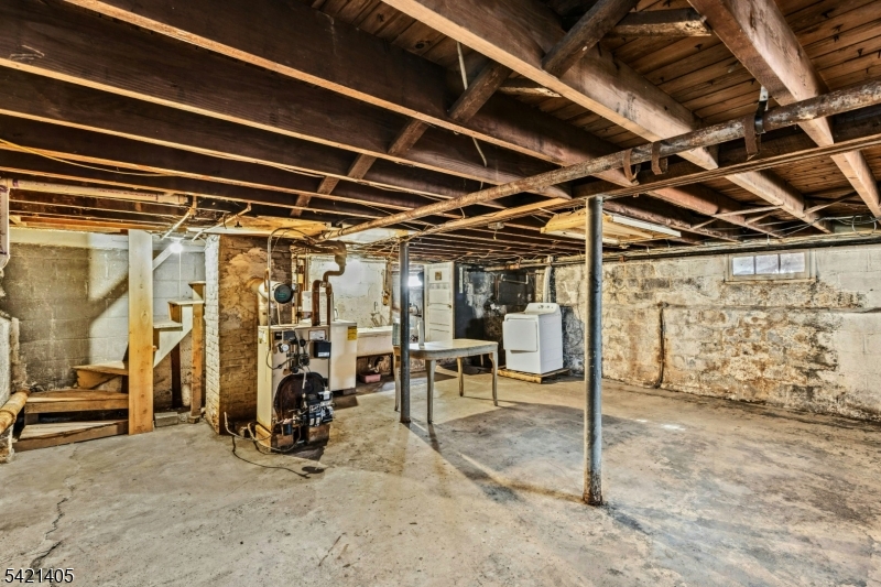 574 Sherman Ave Property Photo 19