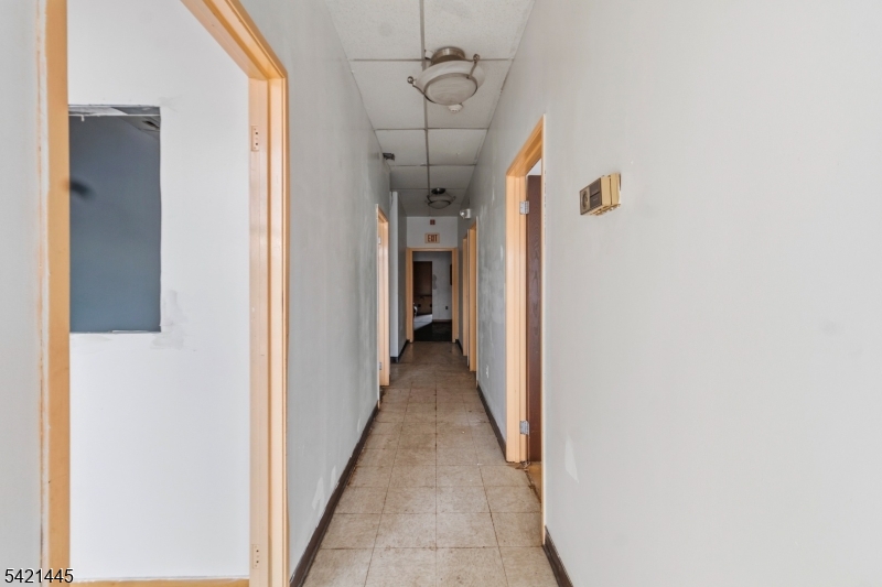 1228 Springfield Ave Property Photo 5