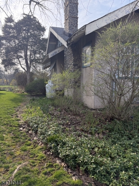 37 Parker St Property Photo 2