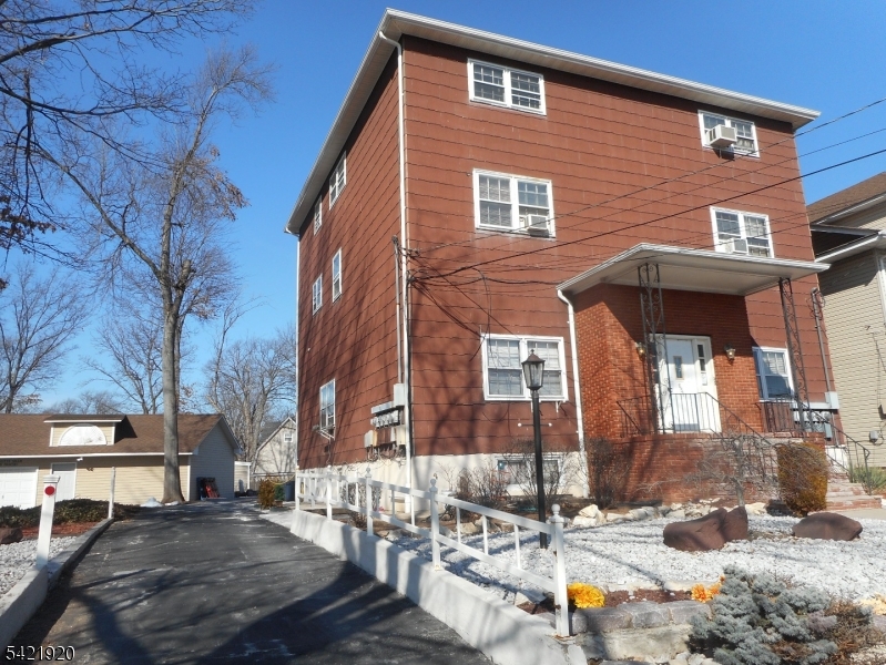 651 Westfield Avenue Property Photo 1
