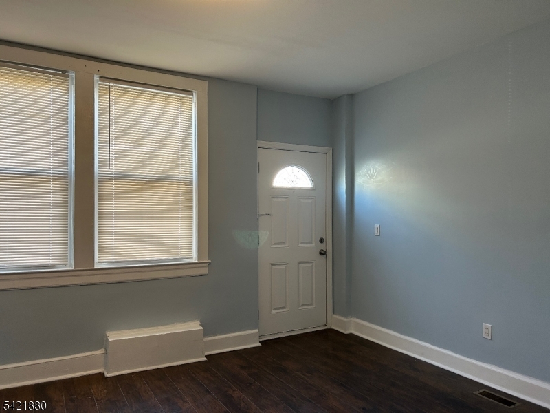 150 Stuyvesant Ave 1l Property Photo 4