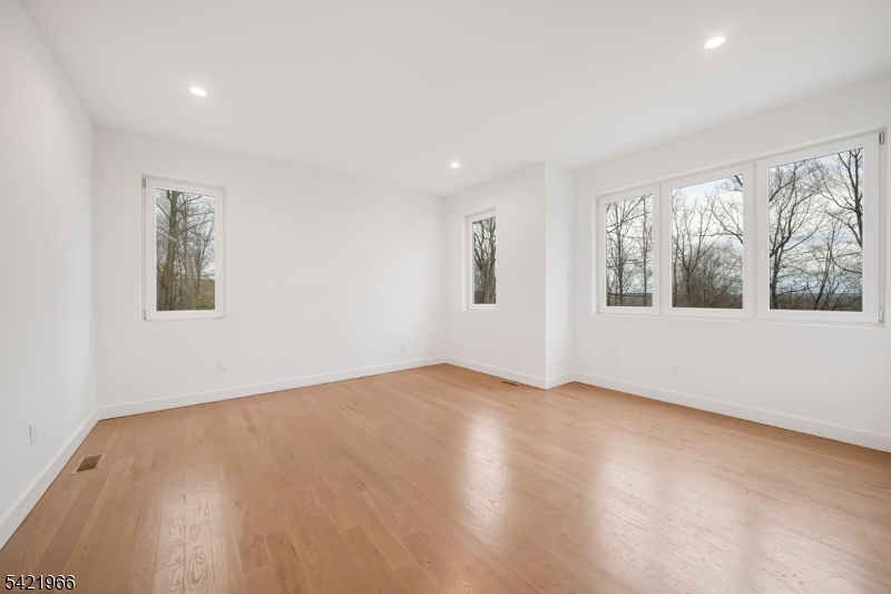 85 Pine Brook Rd Property Photo 24