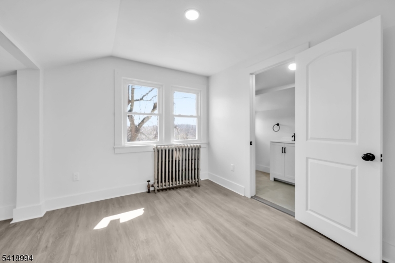 52 Thomas St Property Photo 31