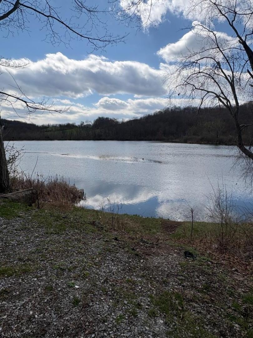 712 State Rt 23 Property Photo 13