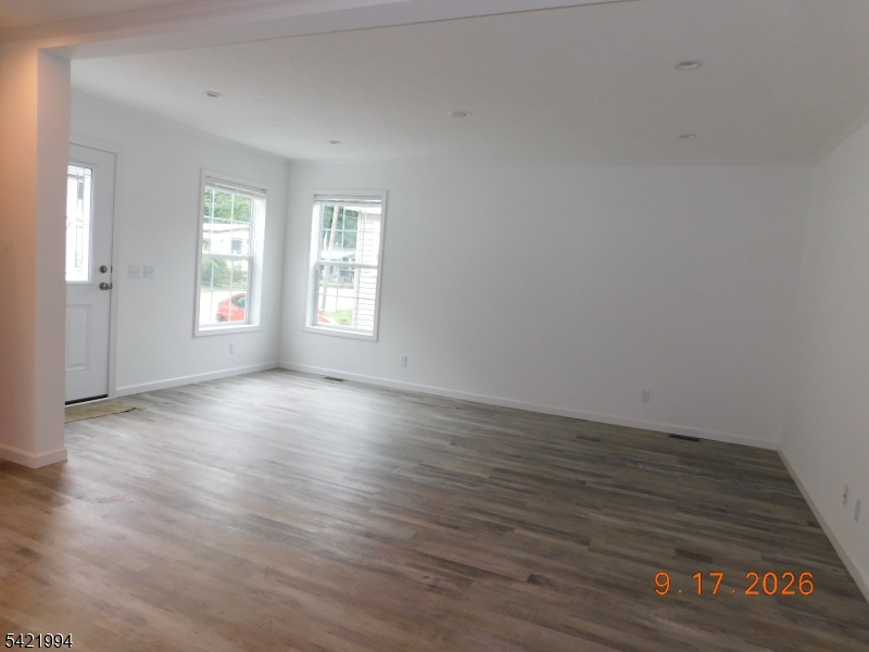 64 Back Street Property Photo 9