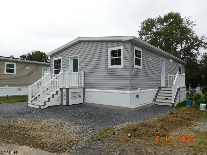 64 Back Street Property Photo 19