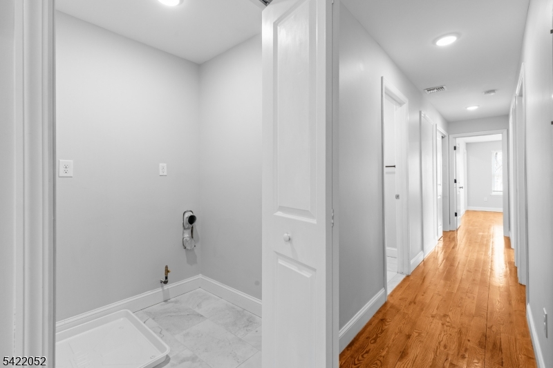 19 Shaw Ave 1 Property Photo 9