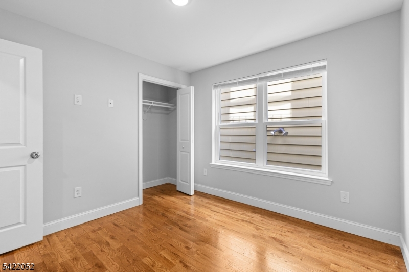 19 Shaw Ave 1 Property Photo 14