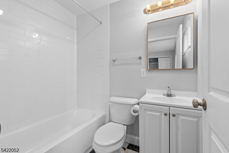 19 Shaw Ave 1 Property Photo 21