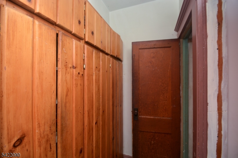 308 Hoboken Rd 2 Property Photo 13
