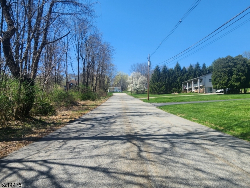 Fieldstone Ln Property Photo 2