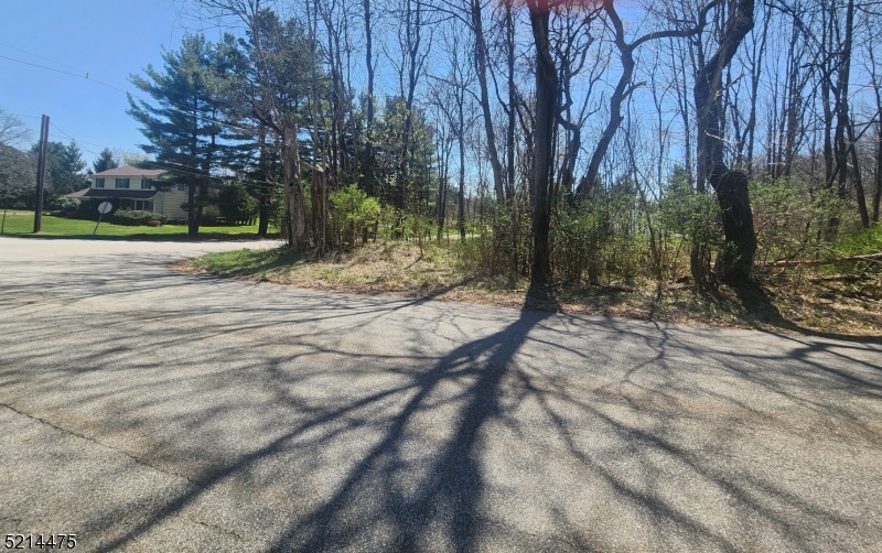 Fieldstone Ln Property Photo 4