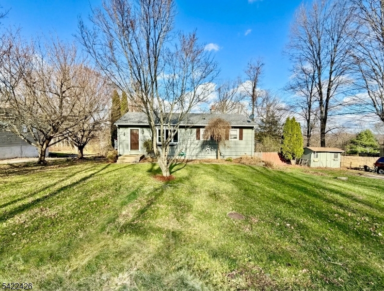 25 High Point Ter Property Photo 1