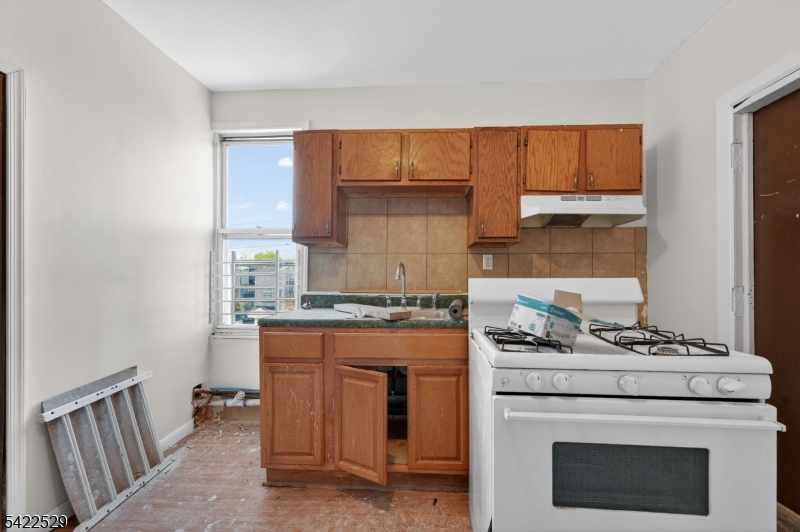 661 South 18th Street Property Photo 25