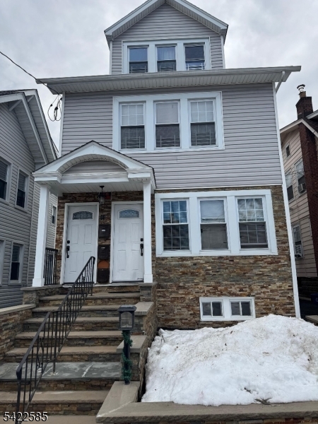 14 Commonwealth Ave Property Photo 1
