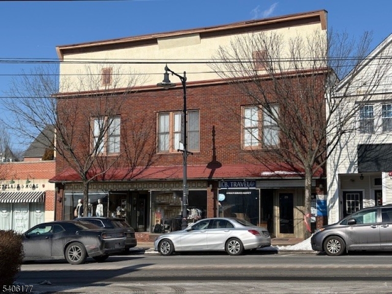 27 Olcott Sq Property Photo 1