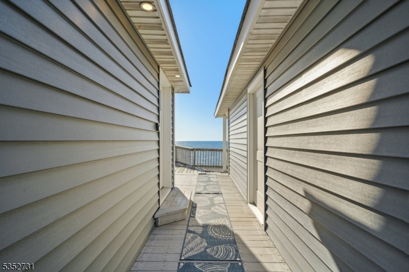 27 S Beach Ave Property Photo 37