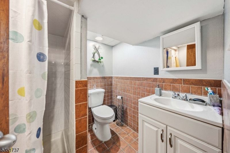 426 Walnut St Property Photo 19