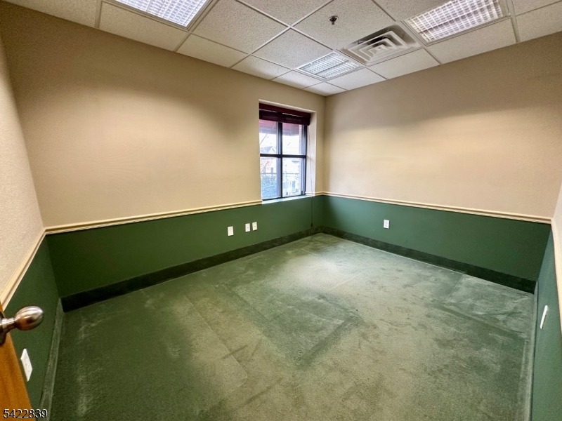 534 Avenue Property Photo 12