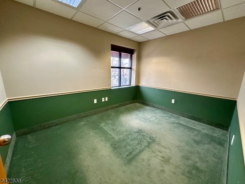 534 Avenue Property Photo 13