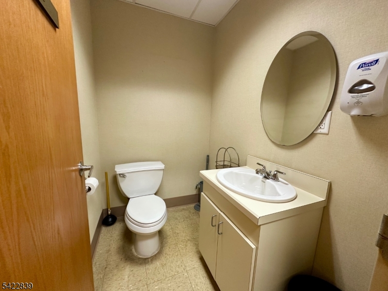 534 Avenue Property Photo 20