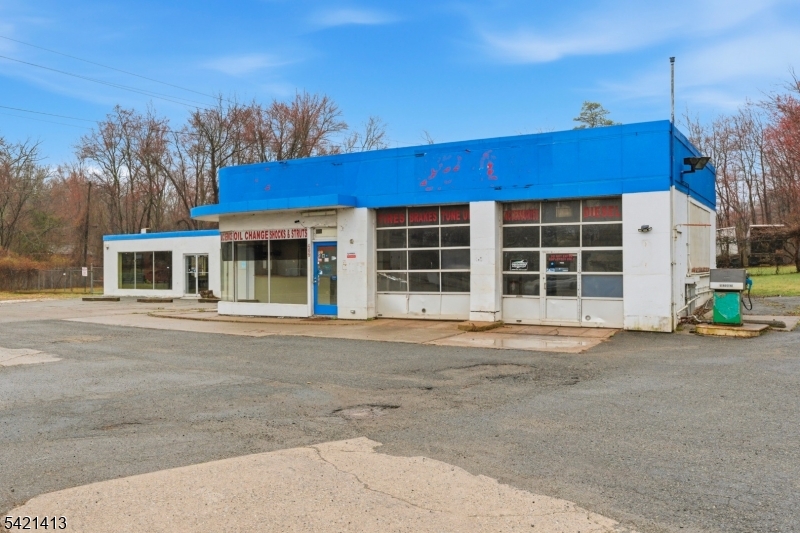 469 Us Highway 206 Property Photo 4
