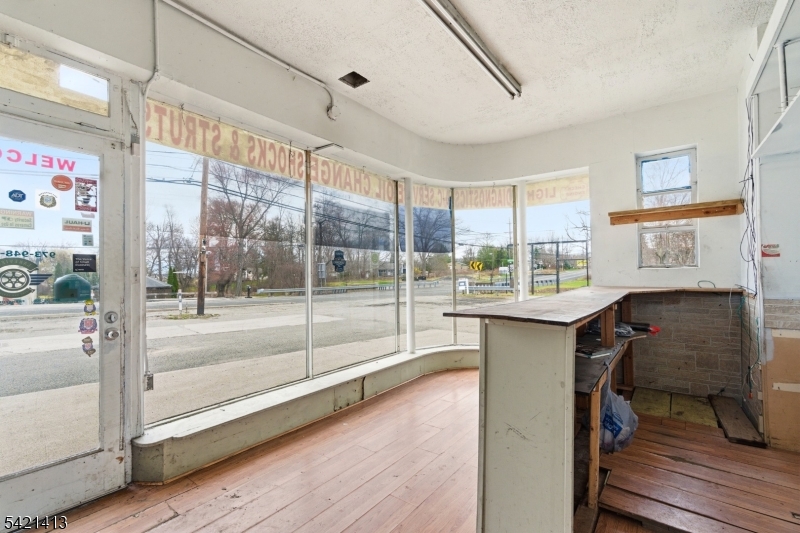 469 Us Highway 206 Property Photo 6