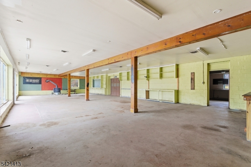 469 Us Highway 206 Property Photo 9