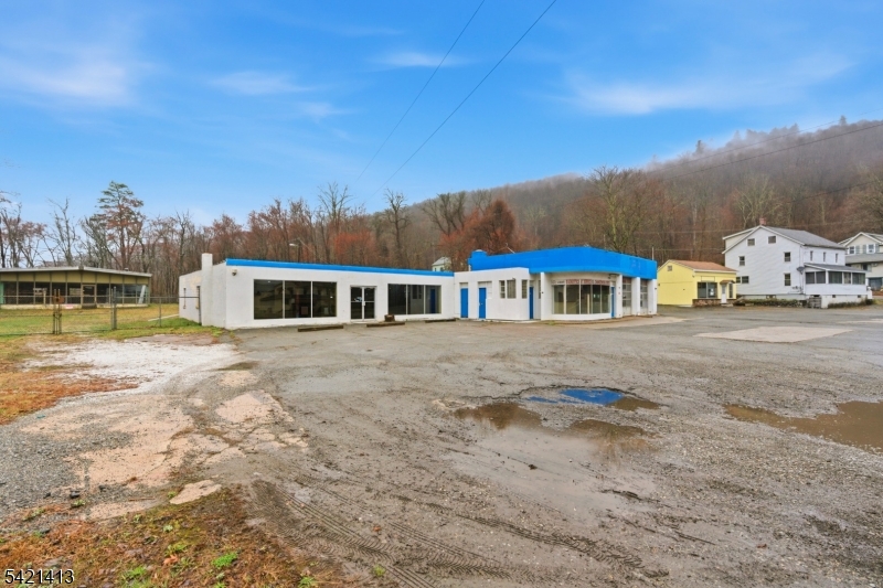 469 Us Highway 206 Property Photo 17