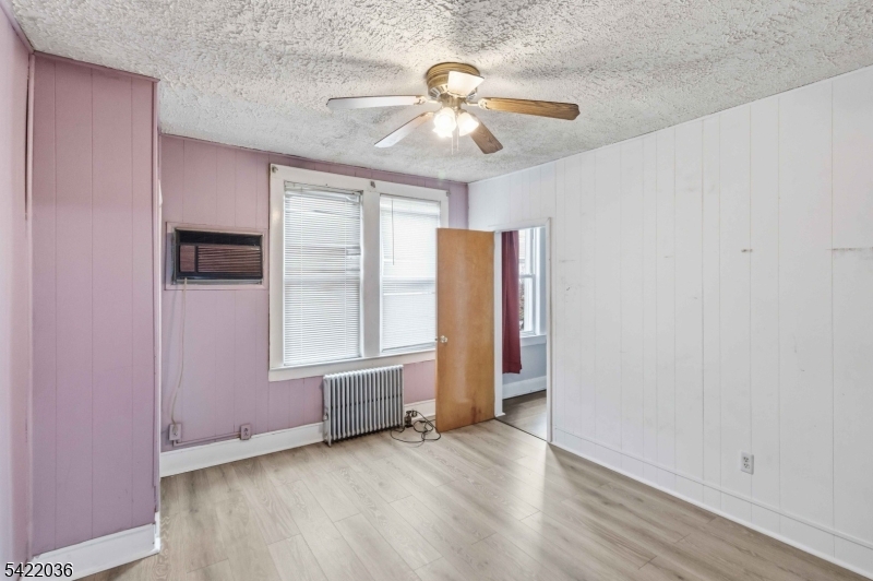36 Edison St Property Photo 10