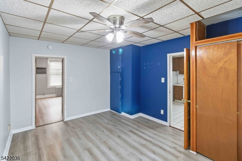 36 Edison St Property Photo 12