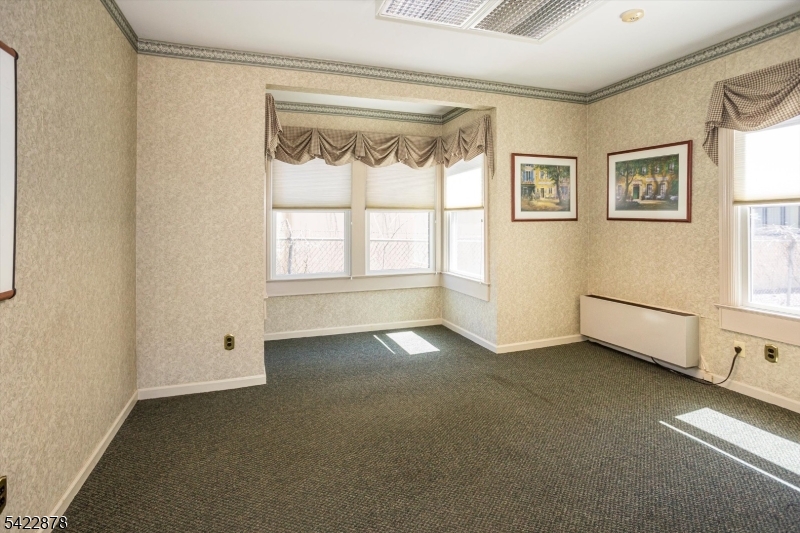 1711 Route 46 Property Photo 18