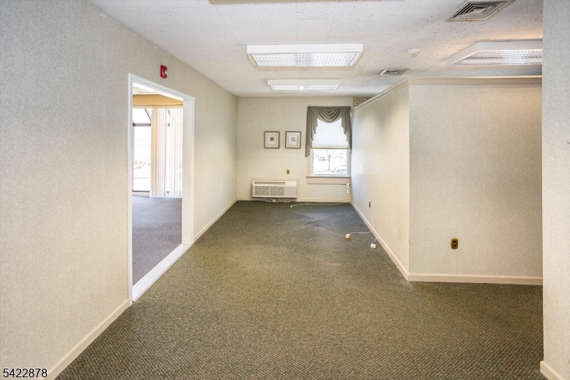 1711 Route 46 Property Photo 22